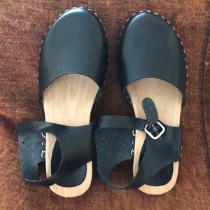Dansko look-alike open heel Mary Janes/ black